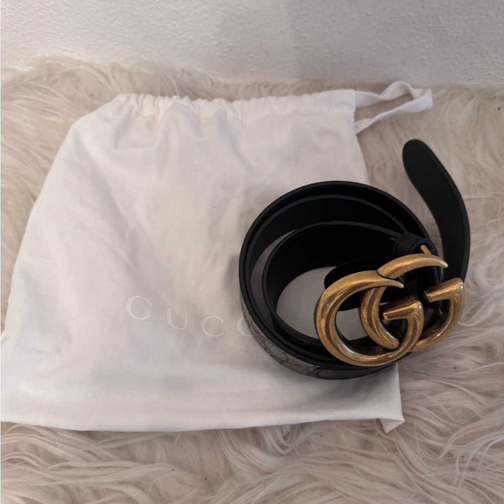 Gucci Black Leather Belt - Picture 7 of 9
